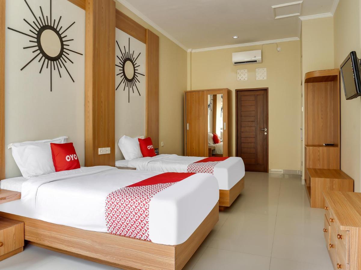 Oyo Flagship 90966 Moreno Homestay Legian  Ngoại thất bức ảnh