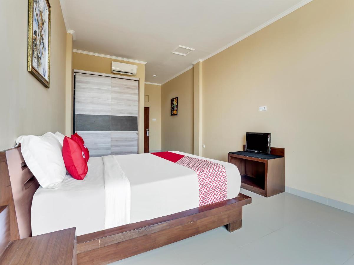 Oyo Flagship 90966 Moreno Homestay Legian  Ngoại thất bức ảnh